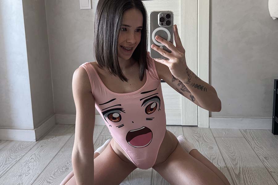 Model Tina in Baotou